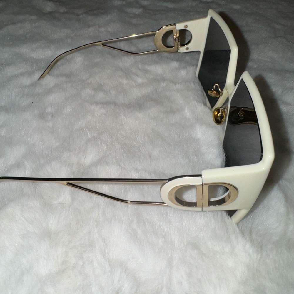 Dior Rectangular, Oversized Sunglass - image 6